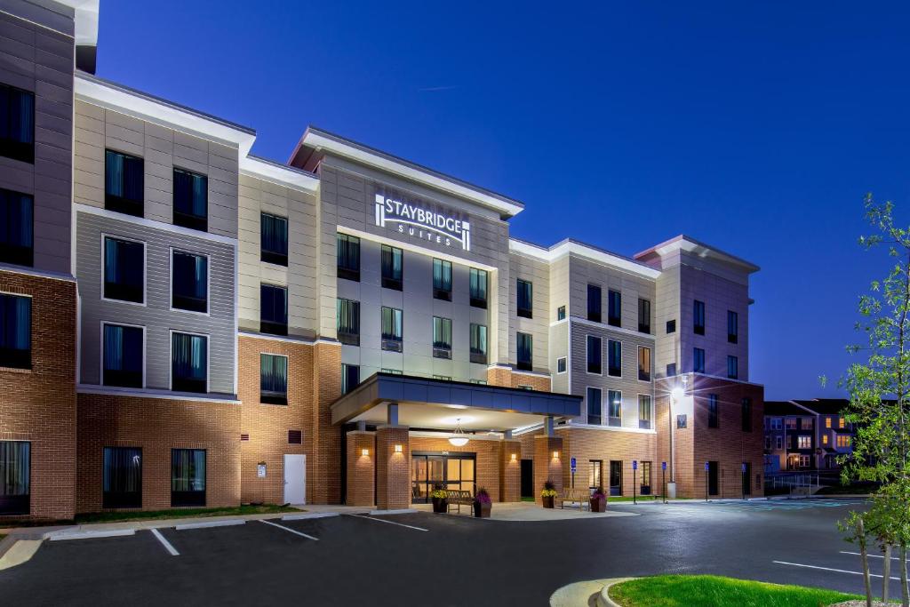 Staybridge Suites Charlottesville Airport