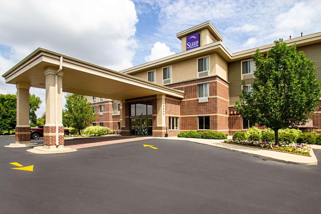 Sleep Inn & Suites Madison