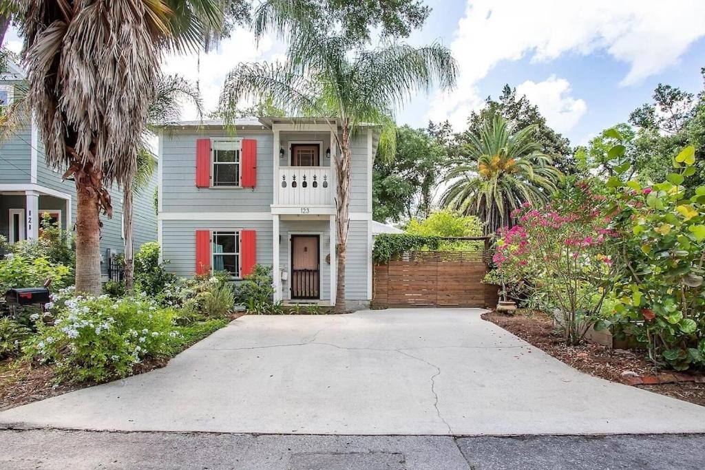 Luxurious indoor/outdoor Family Paradise in downtown St Augustine
