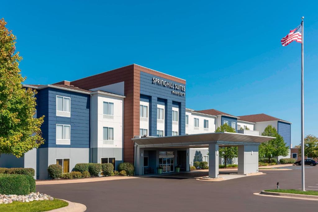 SpringHill Suites Grand Rapids North