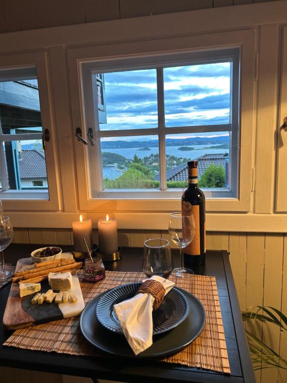 Guesthouse with sea view in Ekeberg-10 min by tram to Oslo S