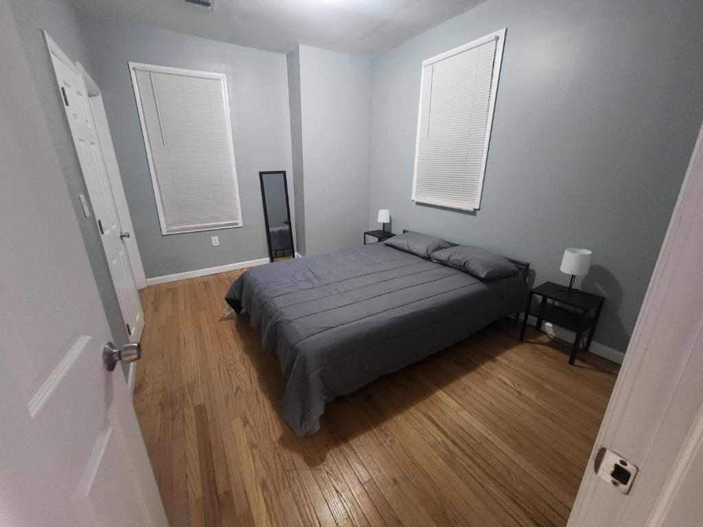 Cosy 3 bedroom apartment mins to NYC