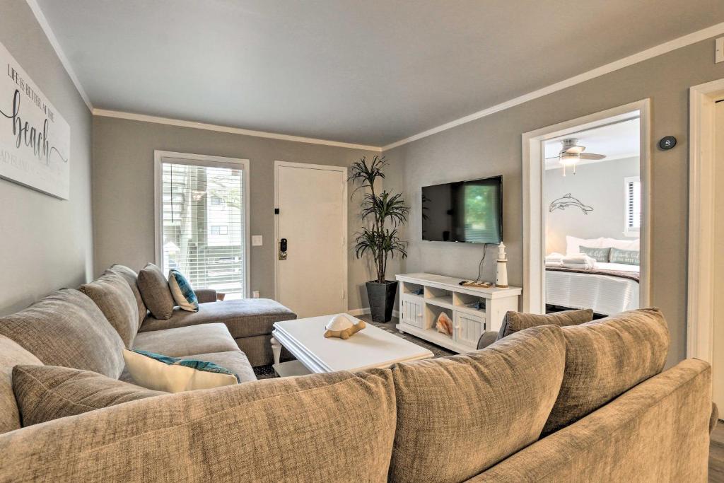 Hilton Head Island Condo with Resort Amenities!