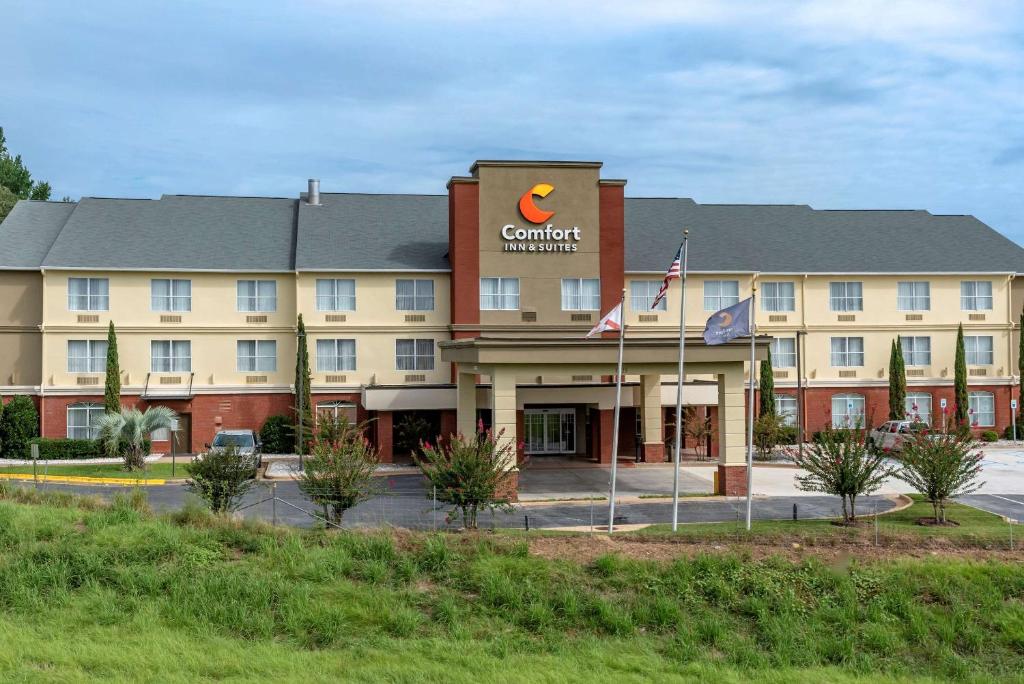 Comfort Inn & Suites Millbrook-Prattville