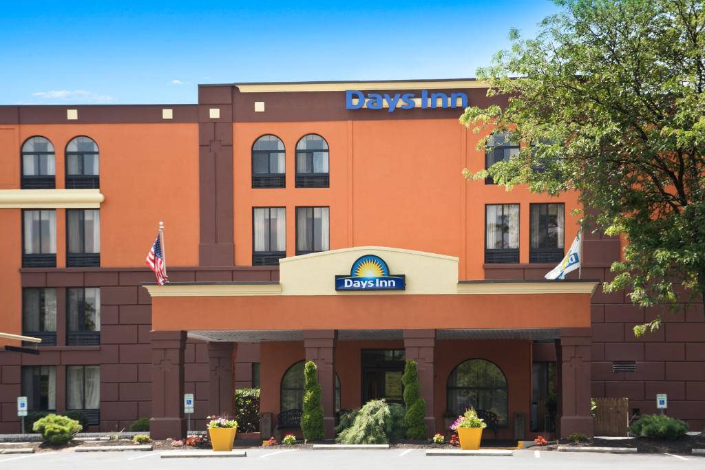 Days Inn by Wyndham Reading Wyomissing