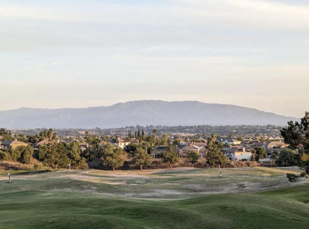 Vista Oasis Retreat - Southern California Wine Country - Golf