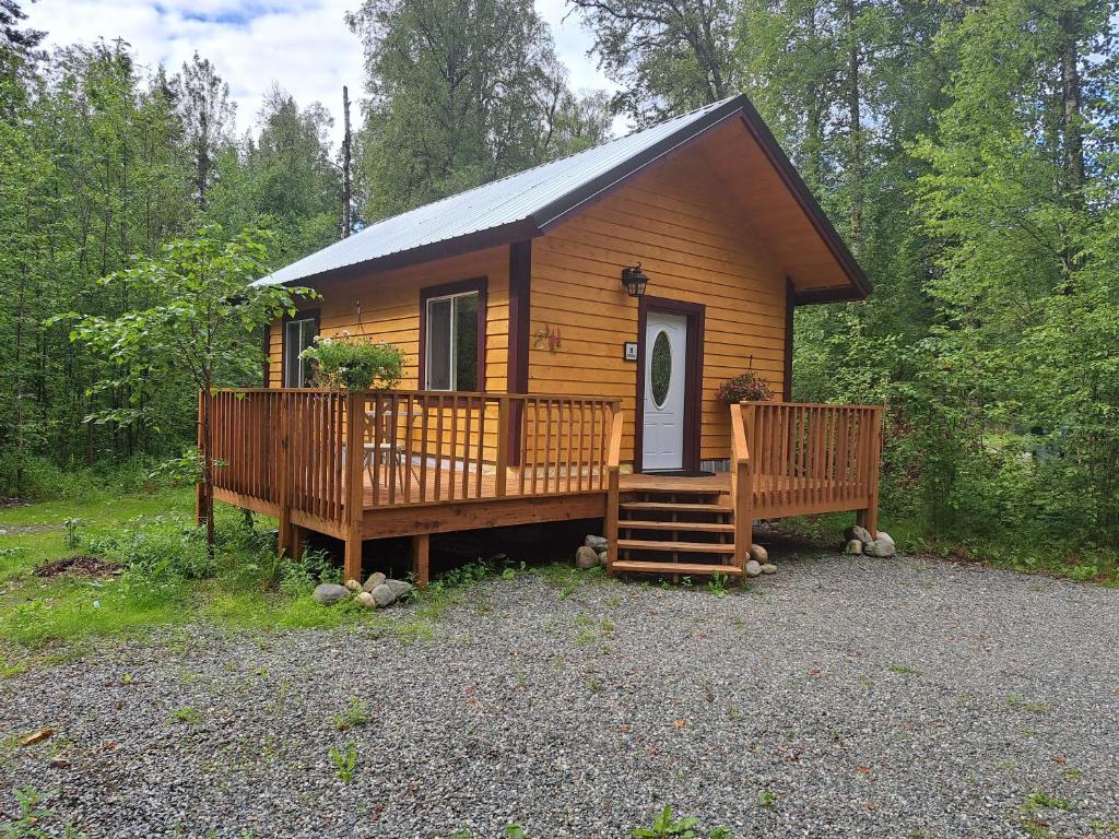 Talkeetna Fireweed cabin 2